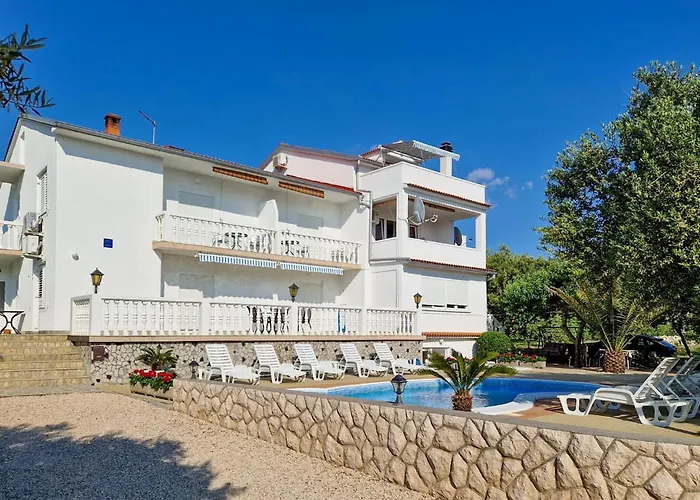 Appartamento Gorgeous In Rab With Swimming Pool *